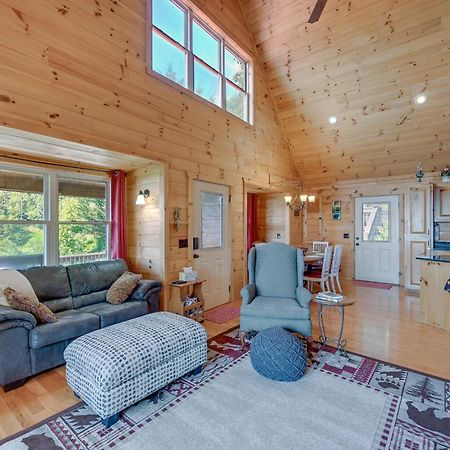 Warm And Cozy Cabin With Deck On Top Of The Blue Ridge Fancy Gap Ngoại thất bức ảnh