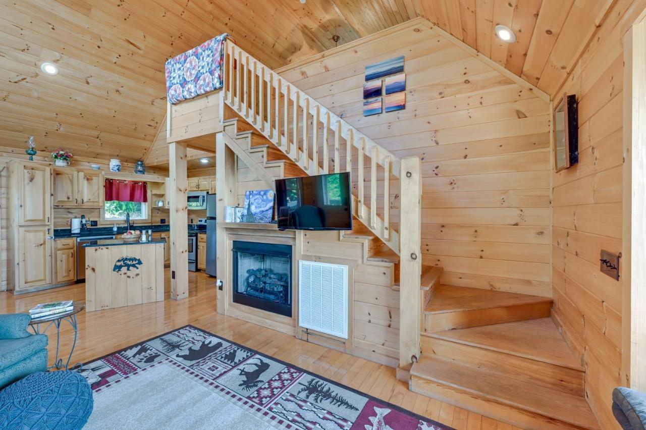 Warm And Cozy Cabin With Deck On Top Of The Blue Ridge Fancy Gap Ngoại thất bức ảnh