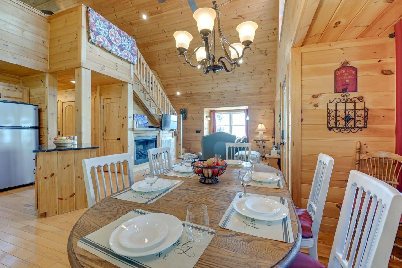 Warm And Cozy Cabin With Deck On Top Of The Blue Ridge Fancy Gap Ngoại thất bức ảnh