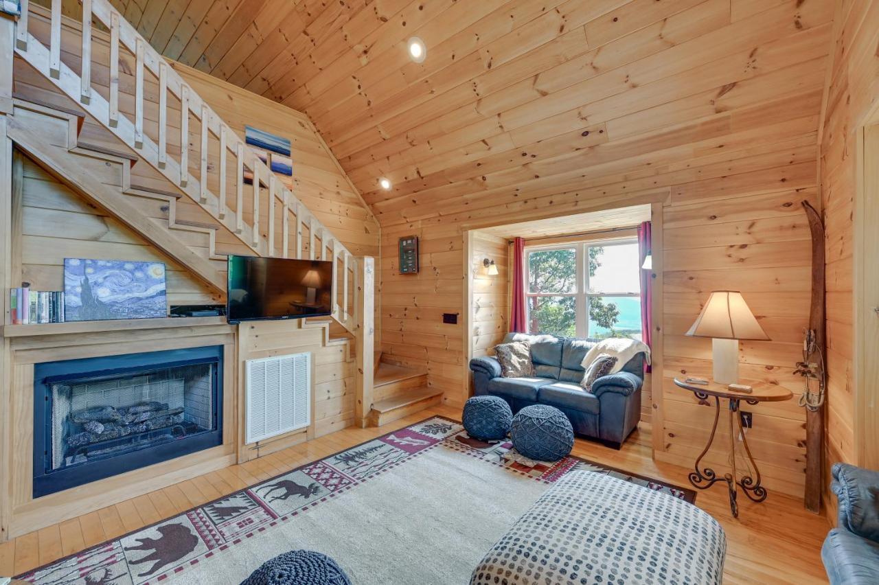 Warm And Cozy Cabin With Deck On Top Of The Blue Ridge Fancy Gap Ngoại thất bức ảnh